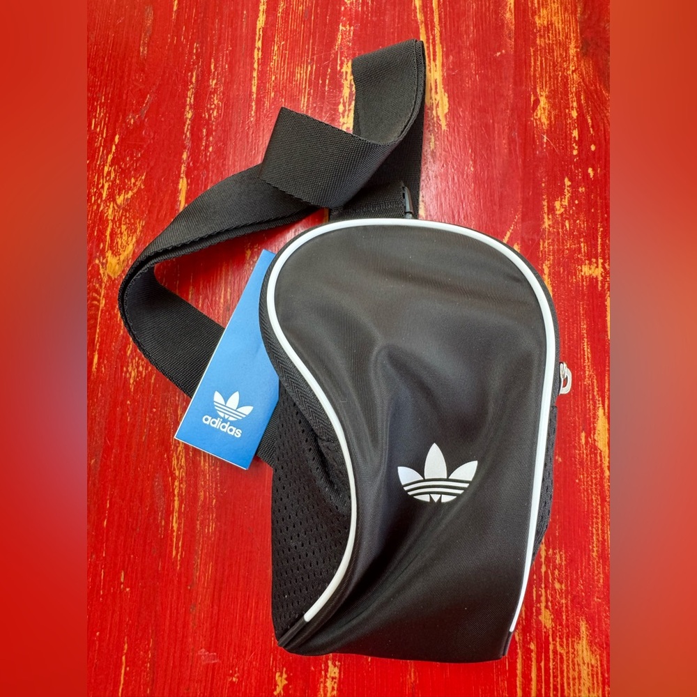 Adicolor Small Sling Bag